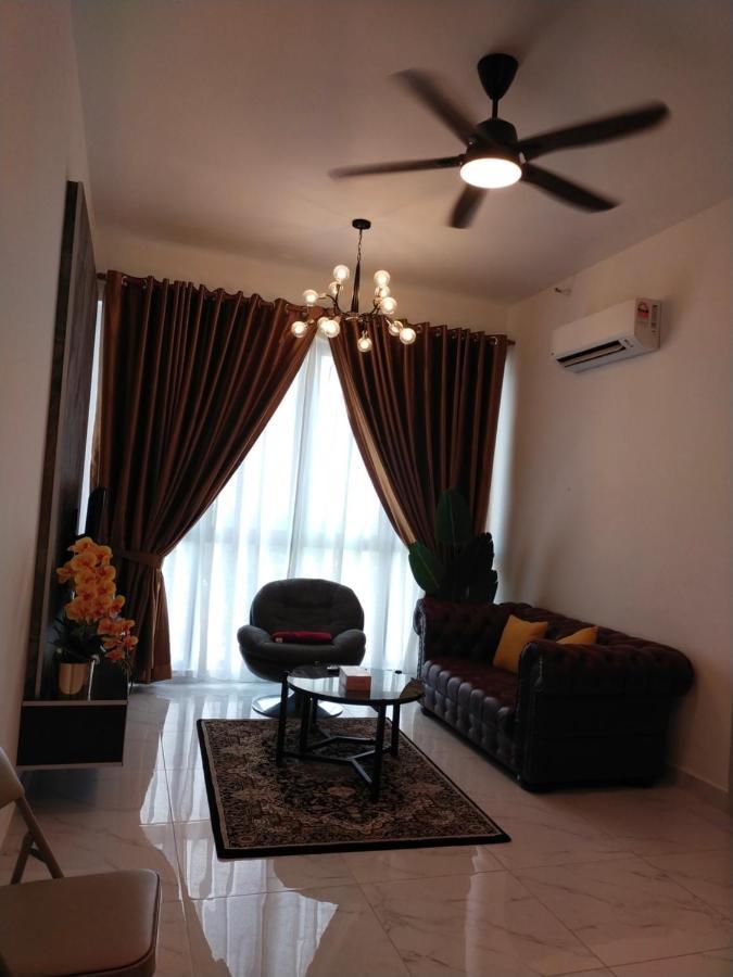 Cmk Troika Apartmen#Free Netflix Kota Bahru Luaran gambar